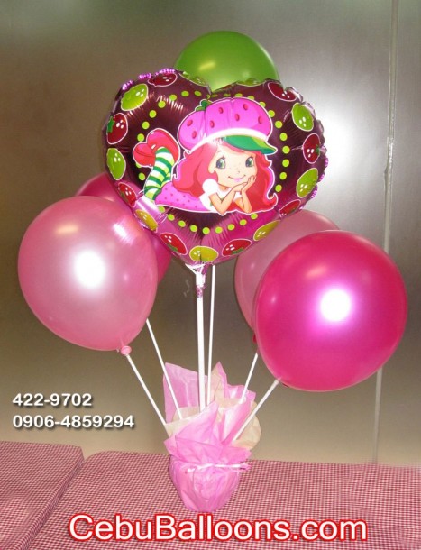Balloon Centerpiece (Strawberry Shortcake)