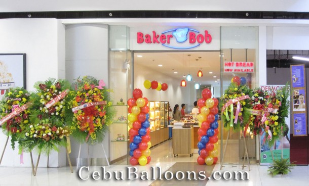 Balloon Colums for Baker Bob Grand Opening