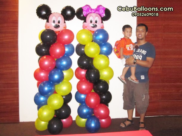 Mickey & Minnie Mouse Columns