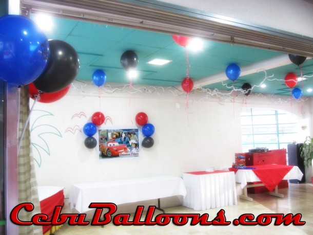 Simple Balloon Decoration at Baseline Restaurant