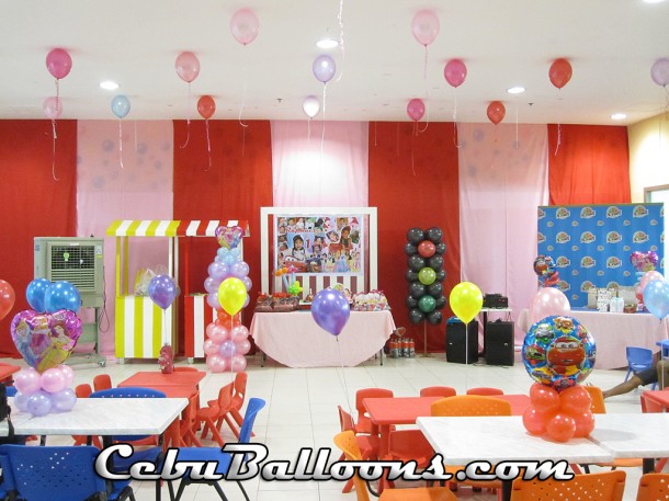 Balloon Decoration at Play Maze Park Mall