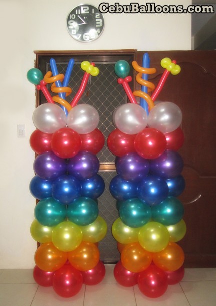 Balloon Pillars for Mexican-theme Party