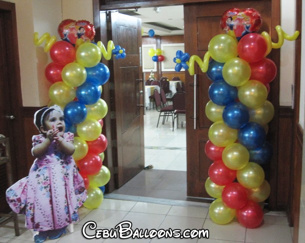 Basic Disney Princess Balloon Pillars at Golden Valley Hotel