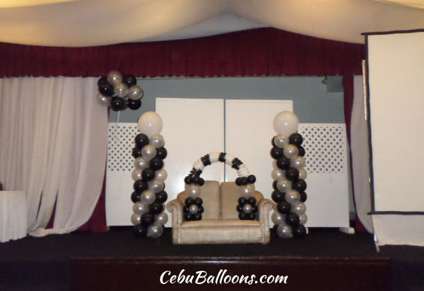 Black and White Balloons for a Debut Decoration at Montebello Celebrity Room