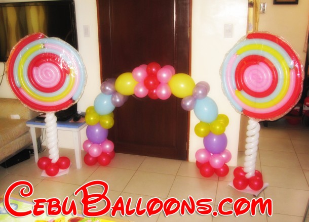 Candyland Theme - Columns & Cake Arch