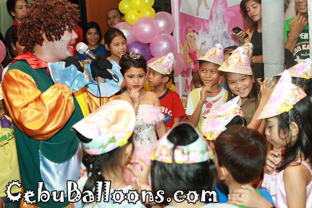 Cebu Clown Hosting & Balloon Twisting Services