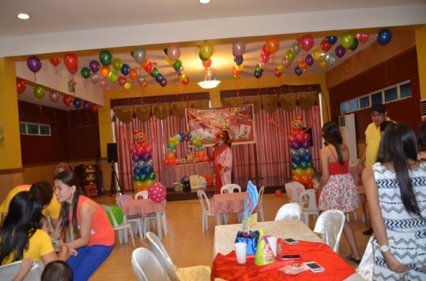 Circus Theme Balloon Setup at Hannah's Party Place