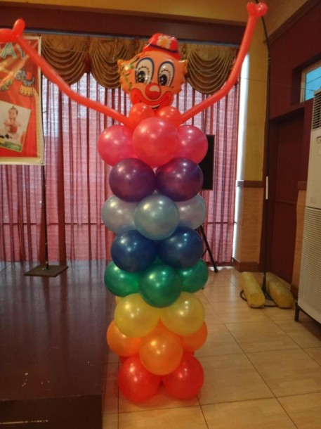 Clown Column