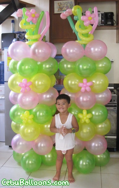 Hawaiian (Light Green, Yellow, Pink) Balloon Pillars