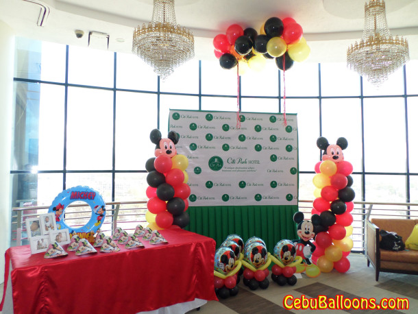 Mickey Mouse Balloon Decors with Standee at Citi Park Hotel