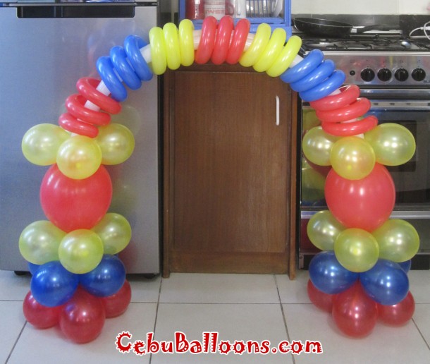 Sesame Street Balloon Decor for Cake