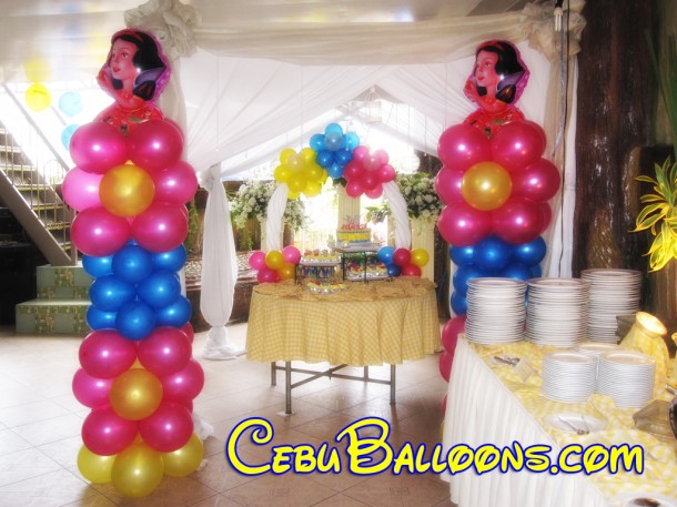 Snow White Theme Balloon Decoration