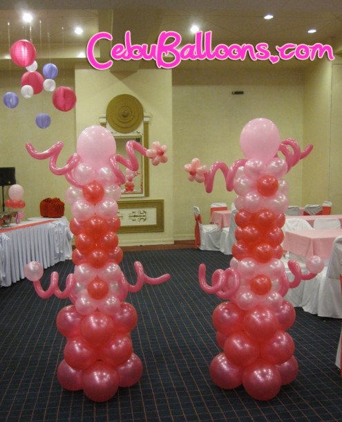 Sweet 16 Entrance Columns at Bellavista Hotel