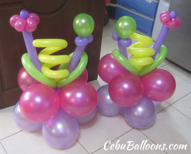 Ground Balloon Decoration for a Barney Theme Birthday