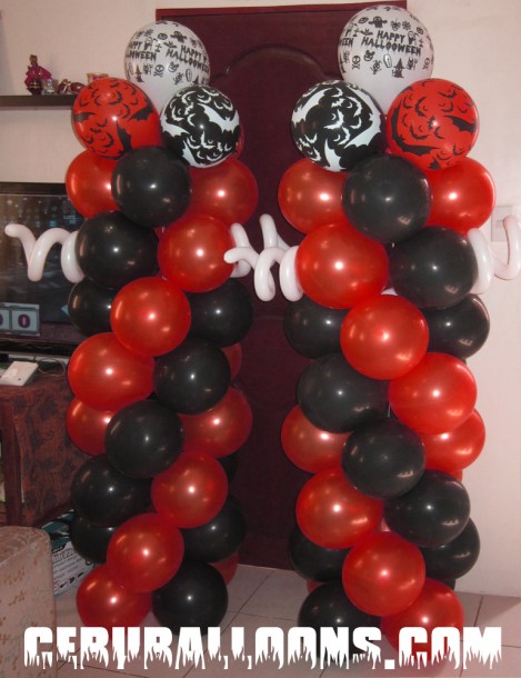 Happy Hallooween Balloon Columns