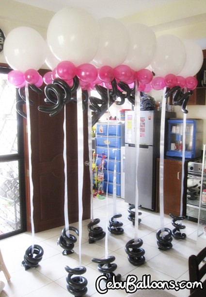 Walkway Balloons for Monster High Theme