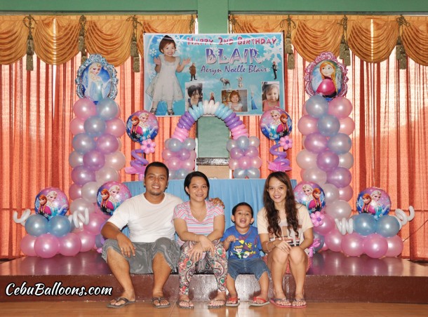 Frozen Theme Balloon Setup at Hannah's Party Place