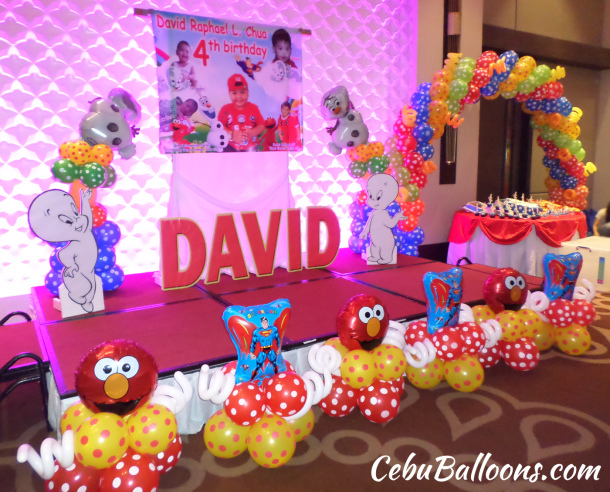 Multi-character Balloon Decoration at Grand Convention Center