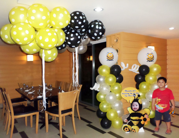 Bumble Bee Balloon Decoration with Celebrant Standee at City Suites Ramos (Dish Bar & Lounge)