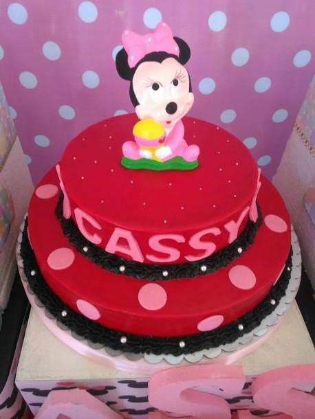 Minnie Mouse 2-Layer Cake