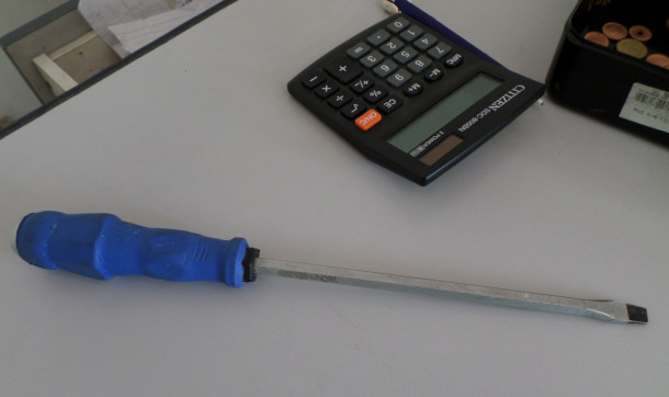 Industrial Grade Flat Screwdriver