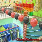 Balloon-deritas at Play Maze